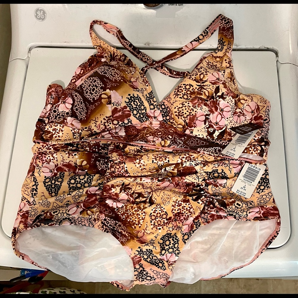 Torrid 2 Piece High Waisted Medallion Swim Suit